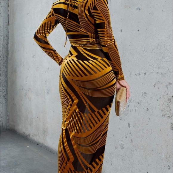 Boutique elegant long dress - Picture 1 of 2